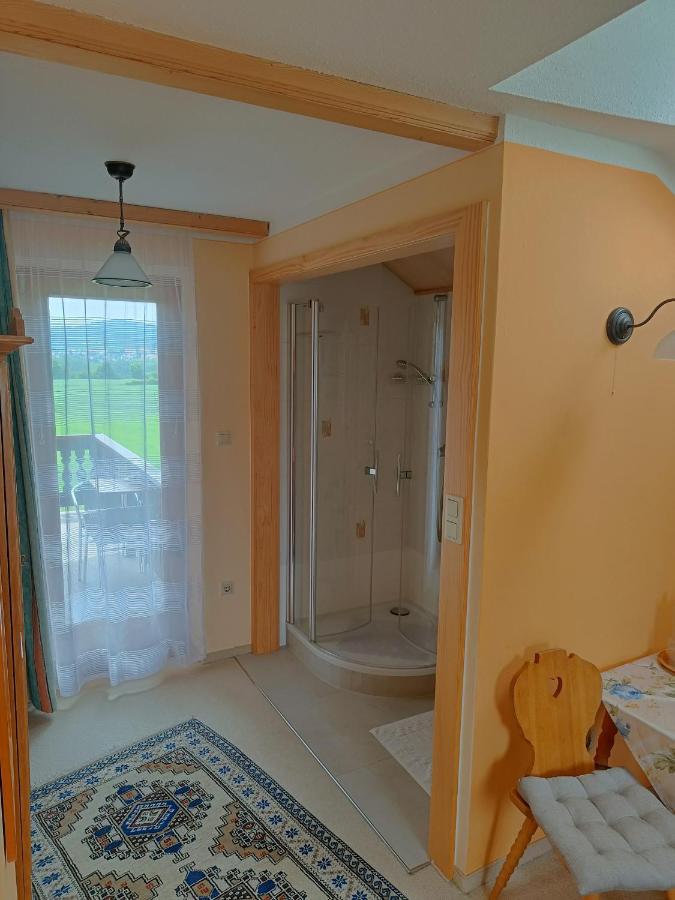 אמרסדורף אן דר דונאו Haus Sundl - Privatzimmer מראה חיצוני תמונה
